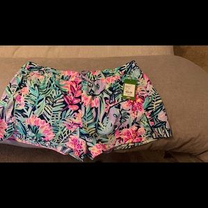 Lilly Pulitzer Run Around Shorts